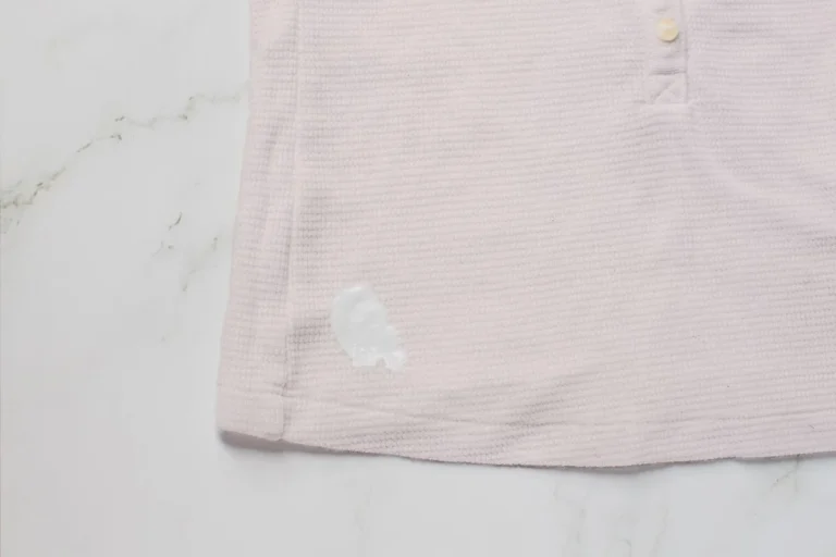 How to remove fabric glue from clothes