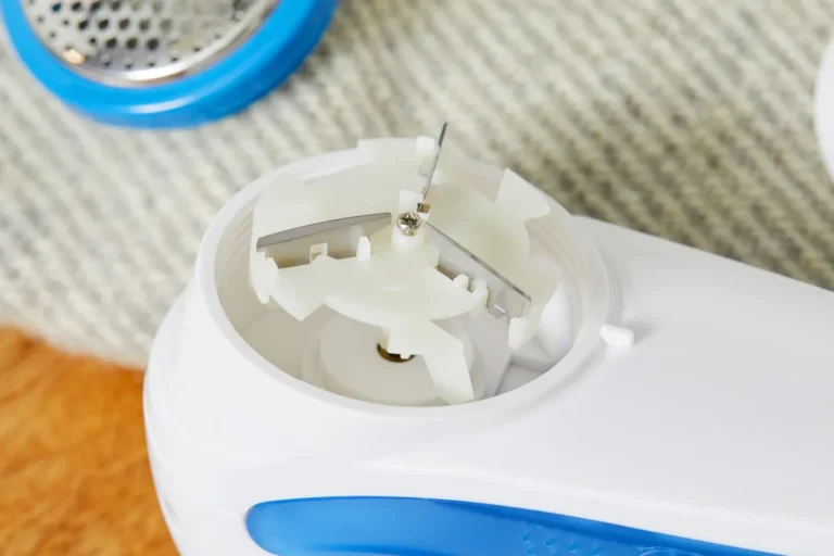 How to Sharpen & Maintain Fabric Shaver Blades