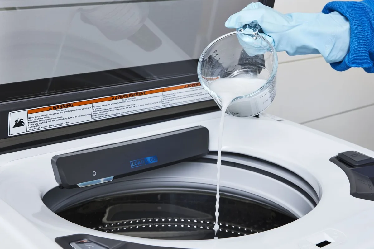 white vinegar baking soda washing machine cleaning